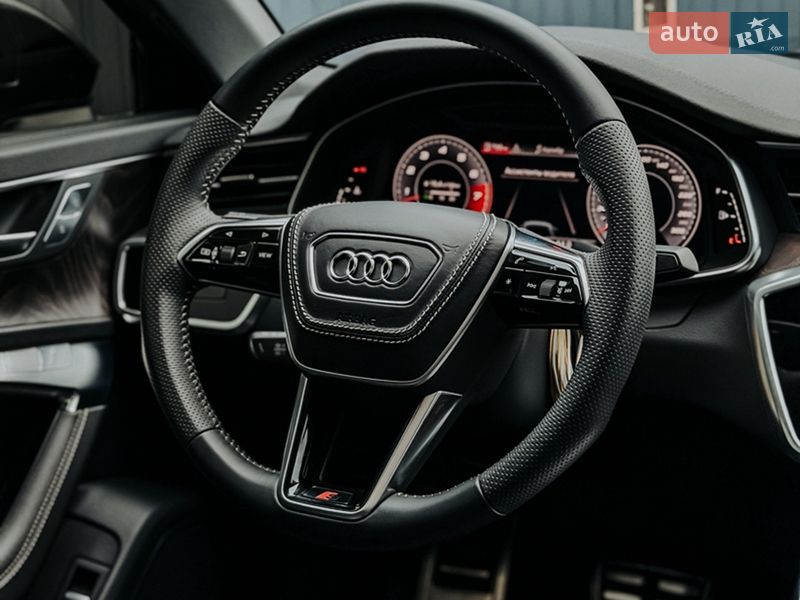 Audi-3
