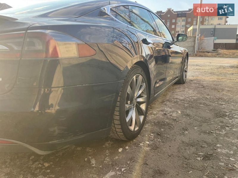 Tesla-14