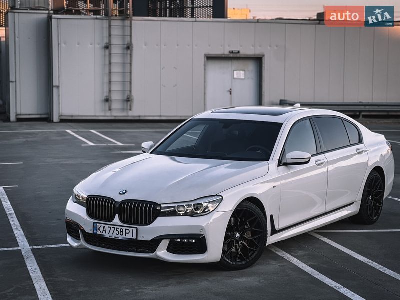 BMW-12