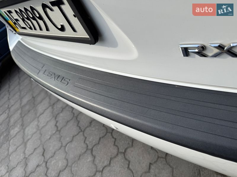 Lexus-25