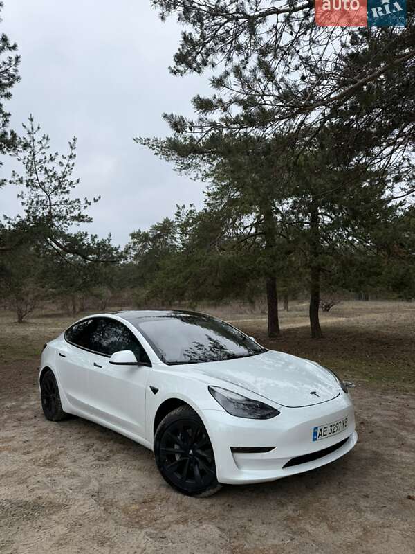 Tesla-5