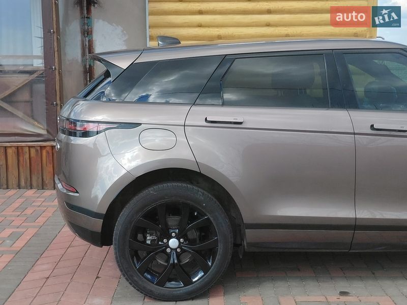 Land Rover-33
