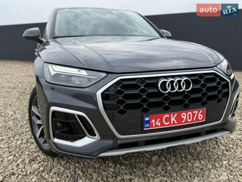 Audi-77