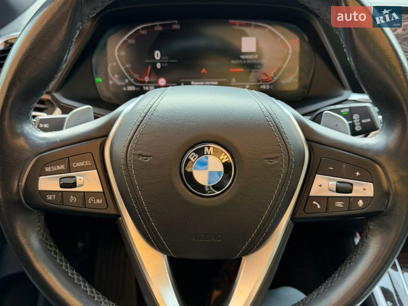 BMW-12