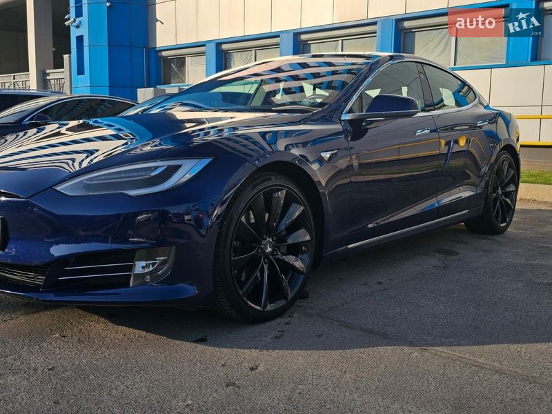 Tesla-3