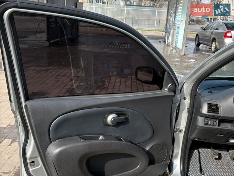 Nissan-21