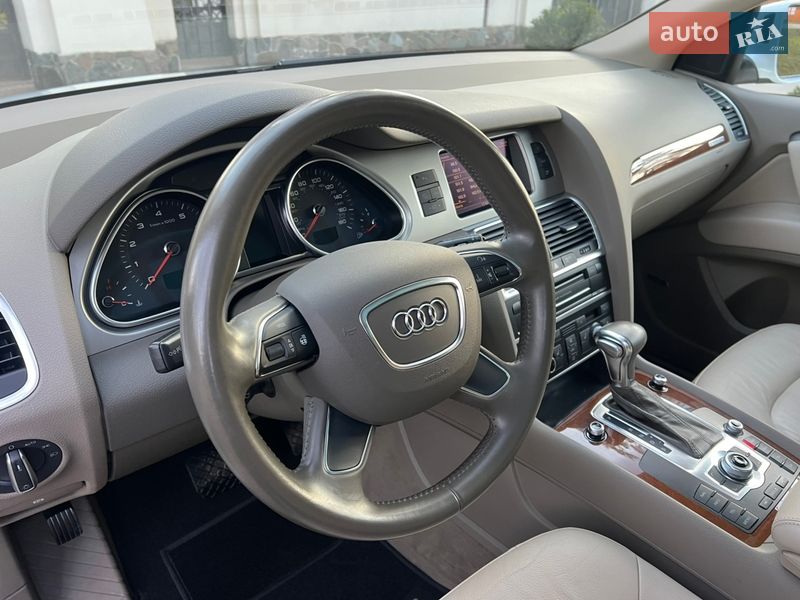 Audi-2