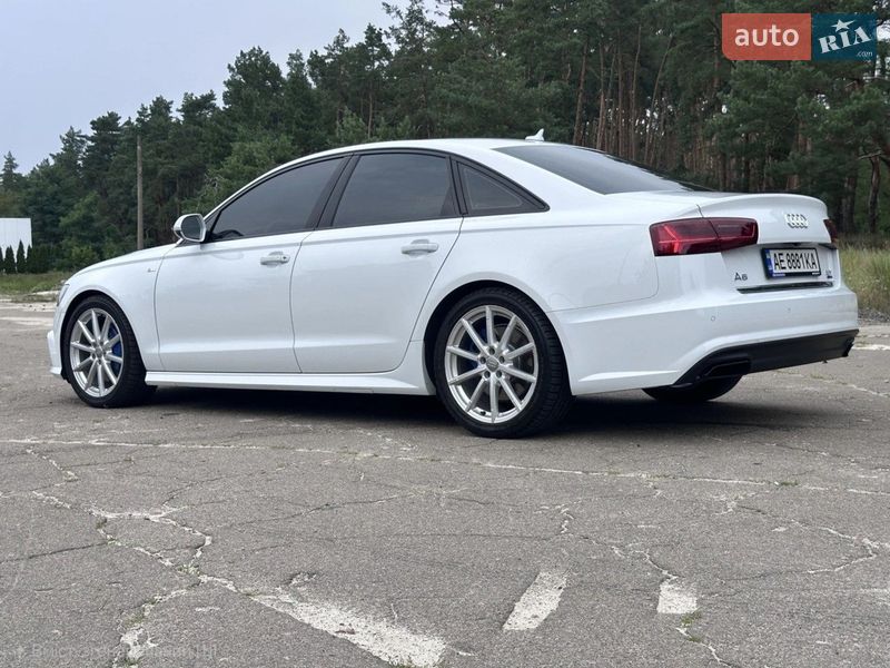 Audi-6