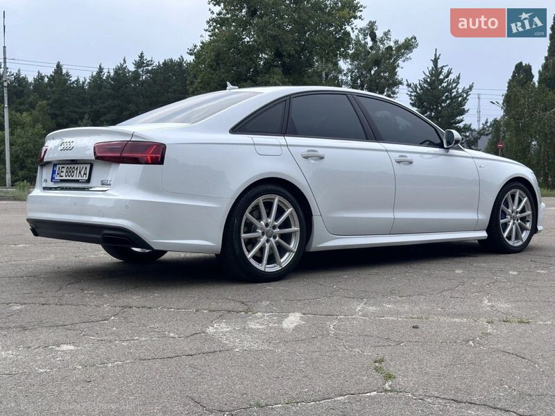 Audi-8