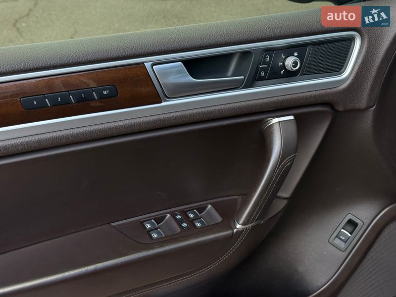 Volkswagen Touareg 2016