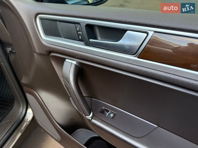 Volkswagen Touareg 2016