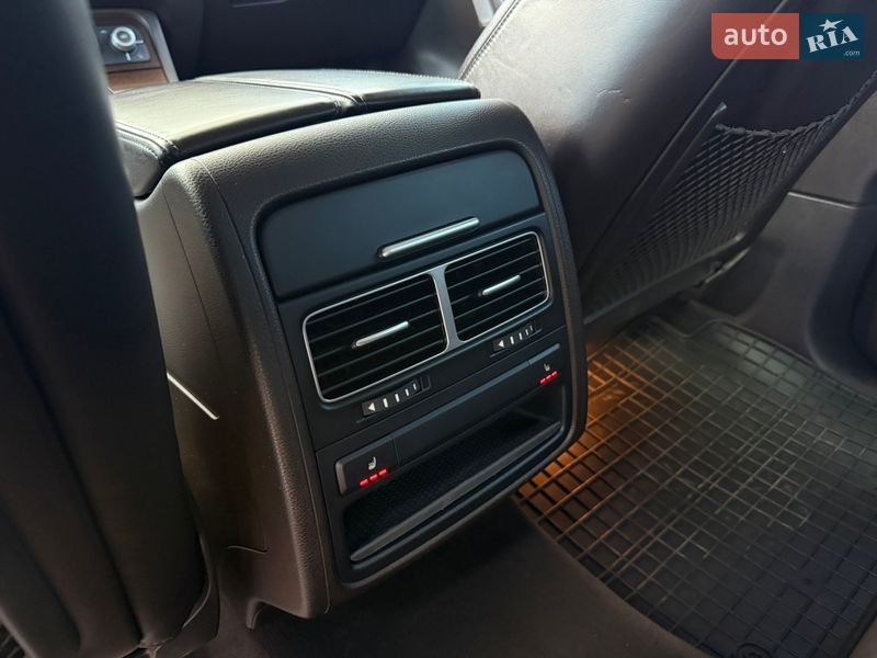 Volkswagen Touareg 2016