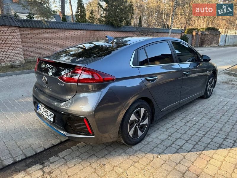 Hyundai-48