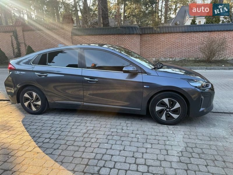 Hyundai-4