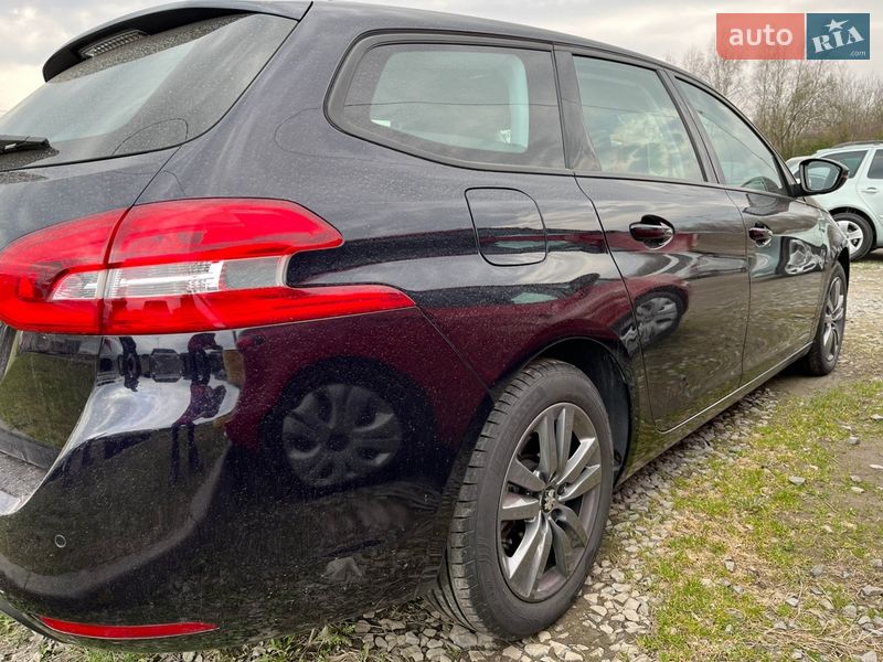 Peugeot-6