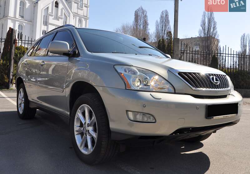 Lexus-4