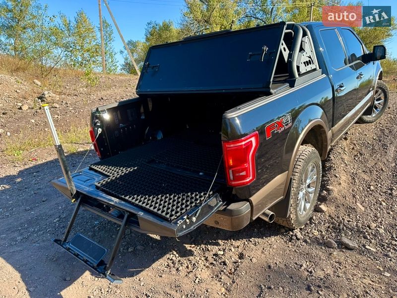 Ford-0