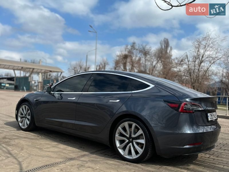 Tesla-31