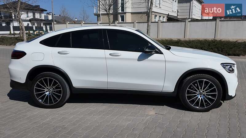 Mercedes-Benz-29