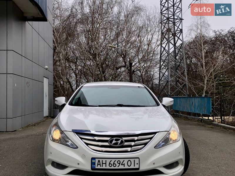 Hyundai-28