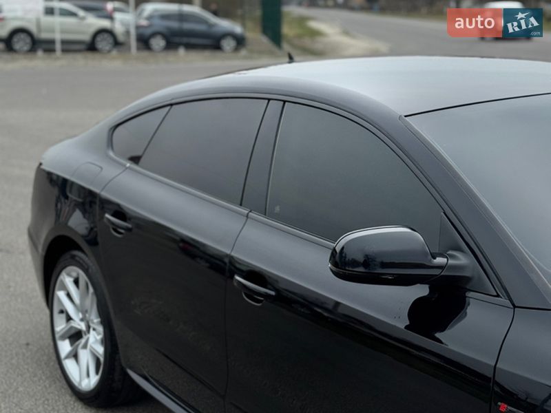 Audi-32