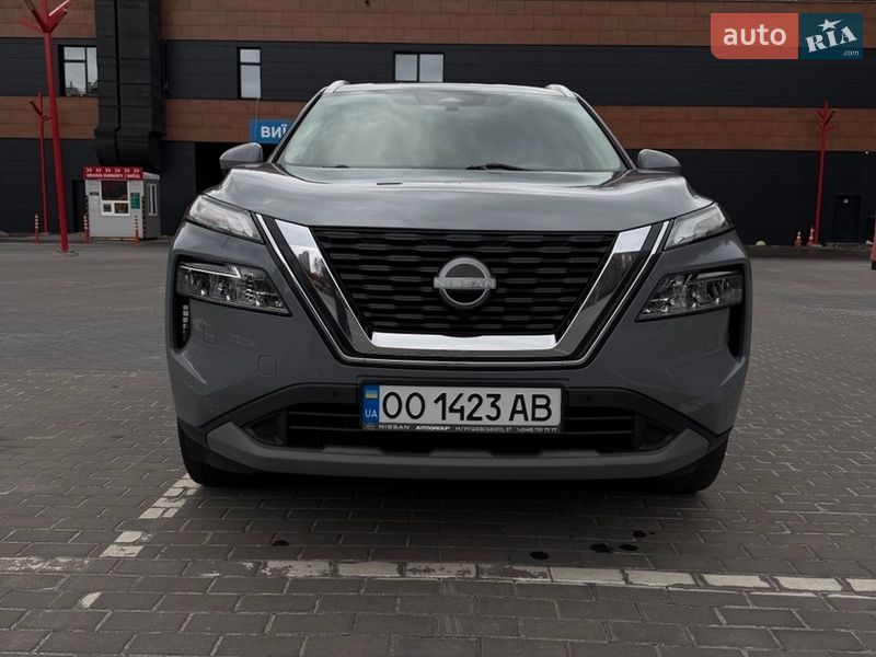 Nissan-9