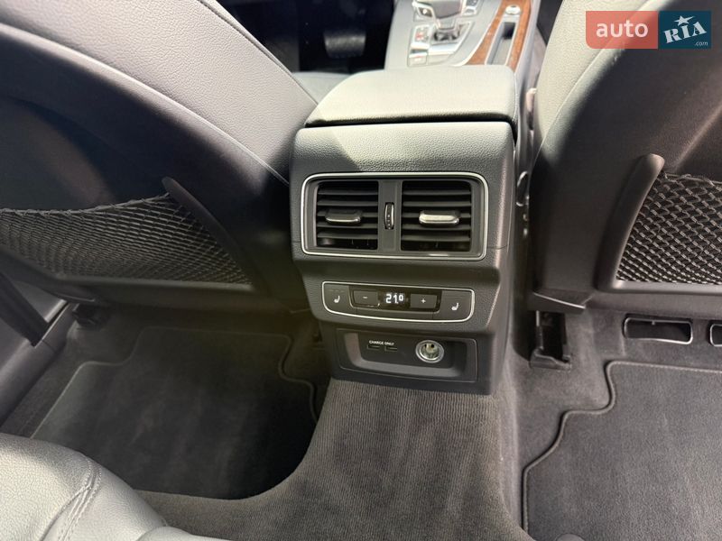 Audi-45