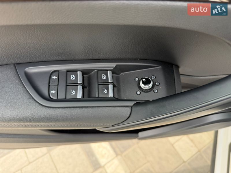 Audi-2