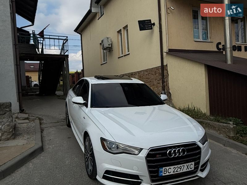 Audi-0