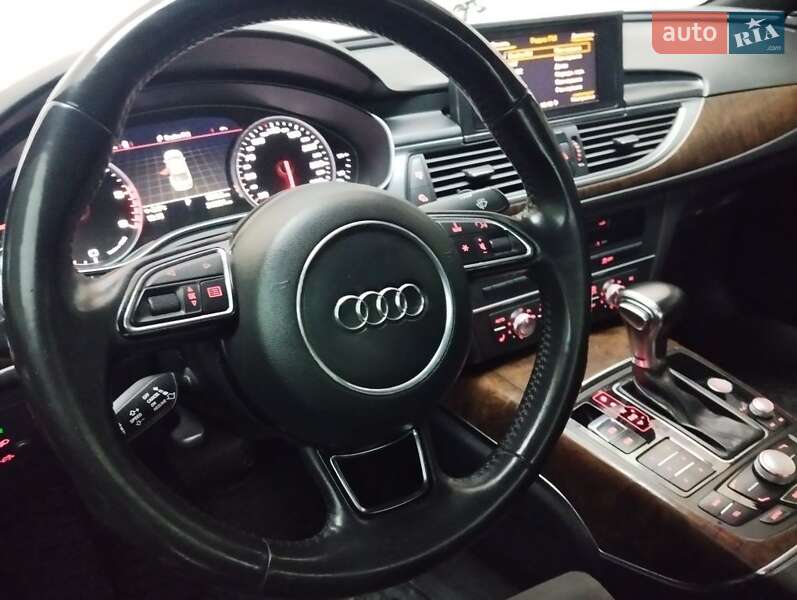 Audi-25
