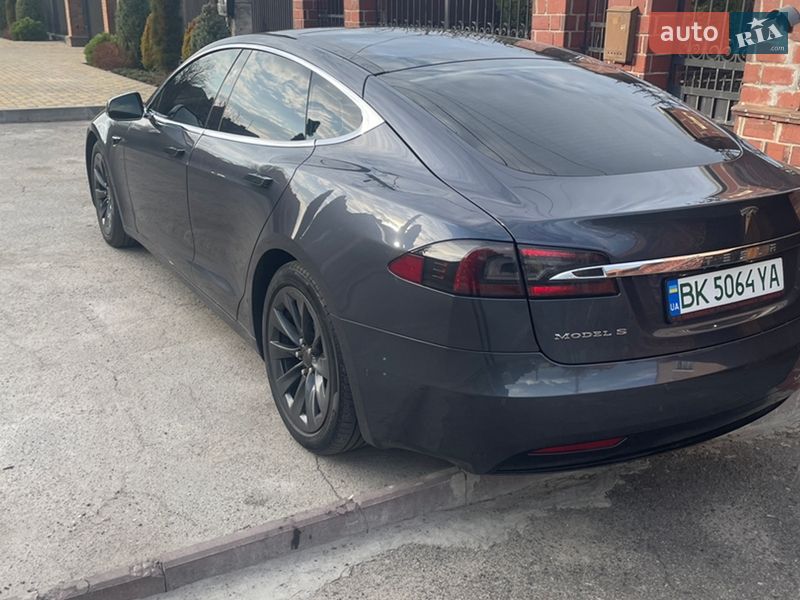 Tesla-3