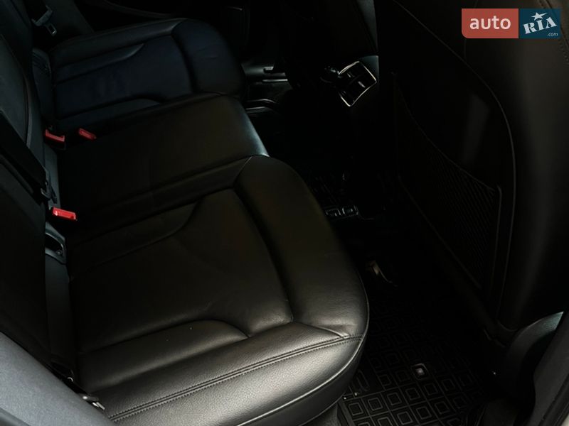 Audi-3