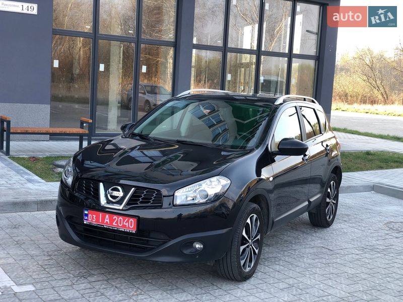 Nissan-32