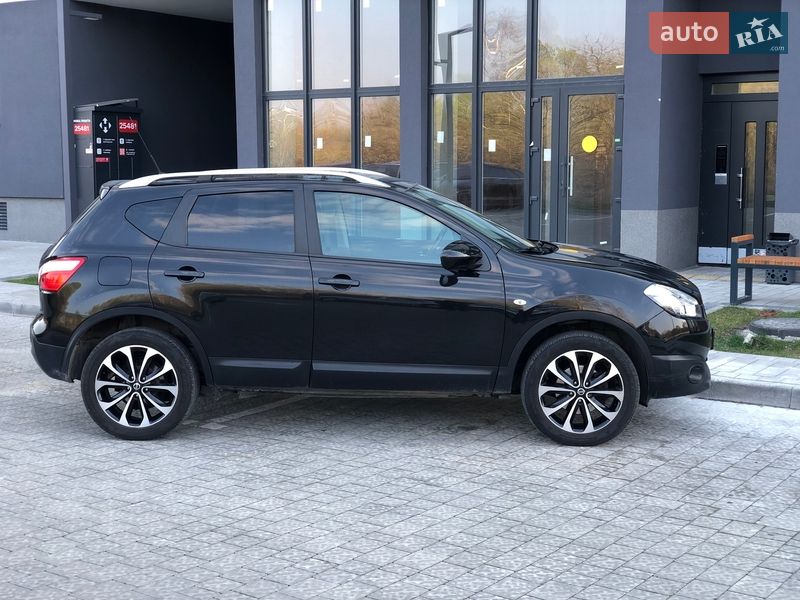Nissan-36