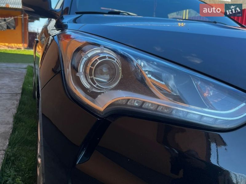 Hyundai Veloster 2014