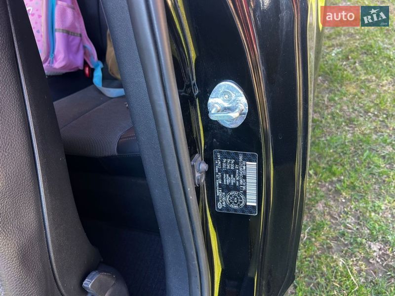 Hyundai Veloster 2014