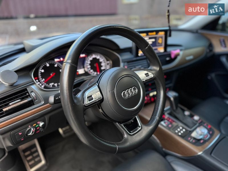 Audi-32