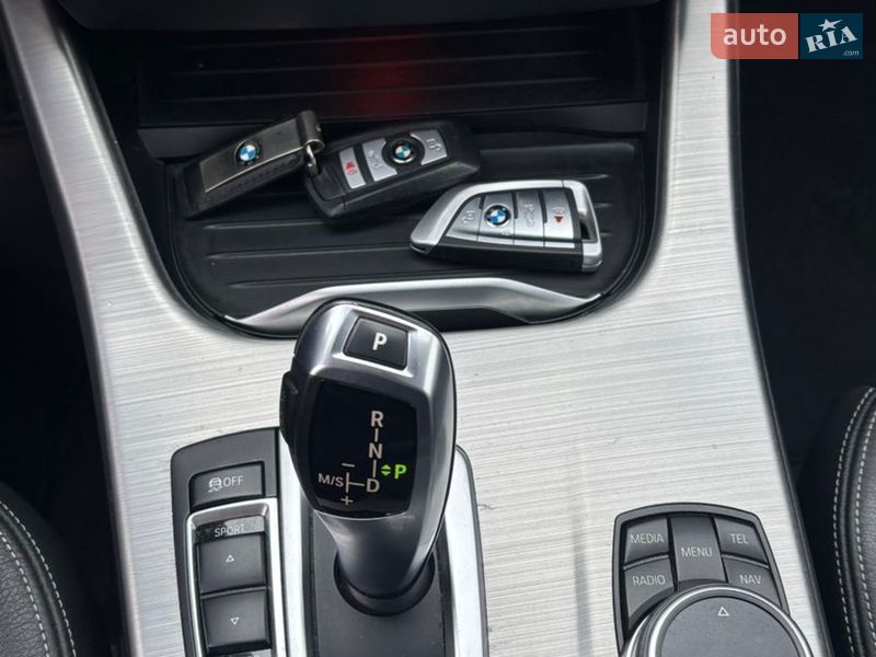 BMW-16