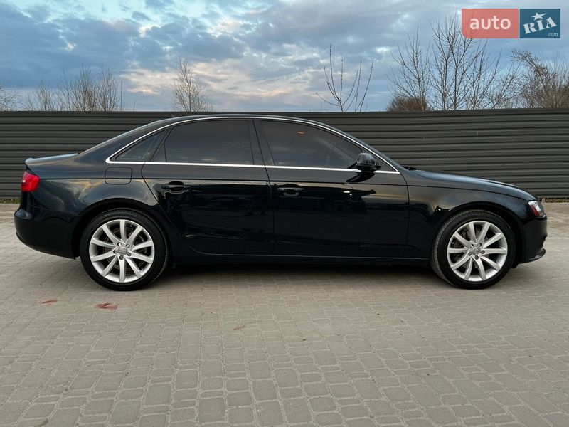 Audi-8