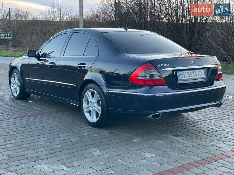 Mercedes-Benz-37