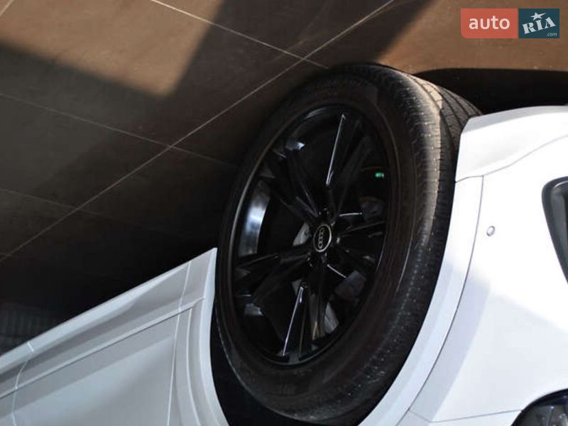 Audi-7