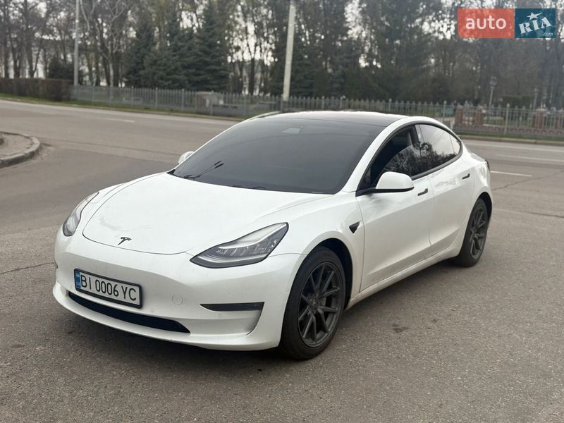 Tesla-8