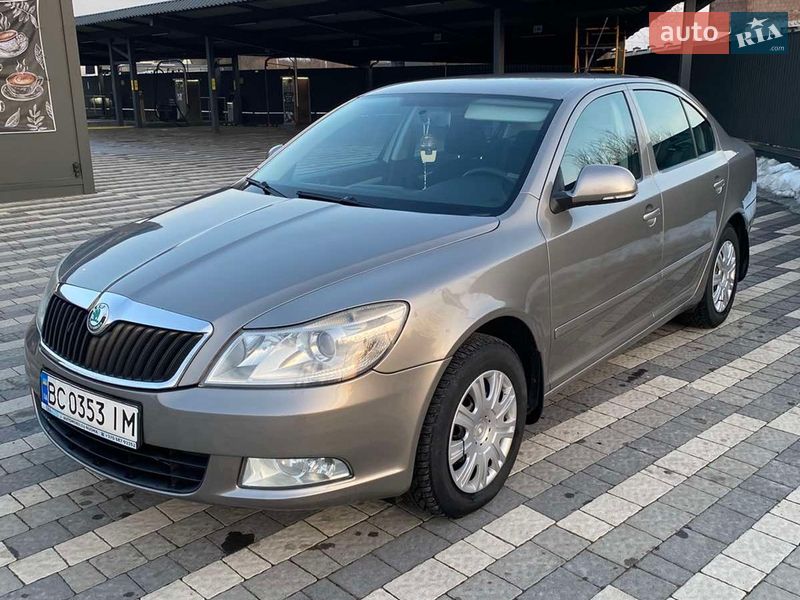 Skoda-8