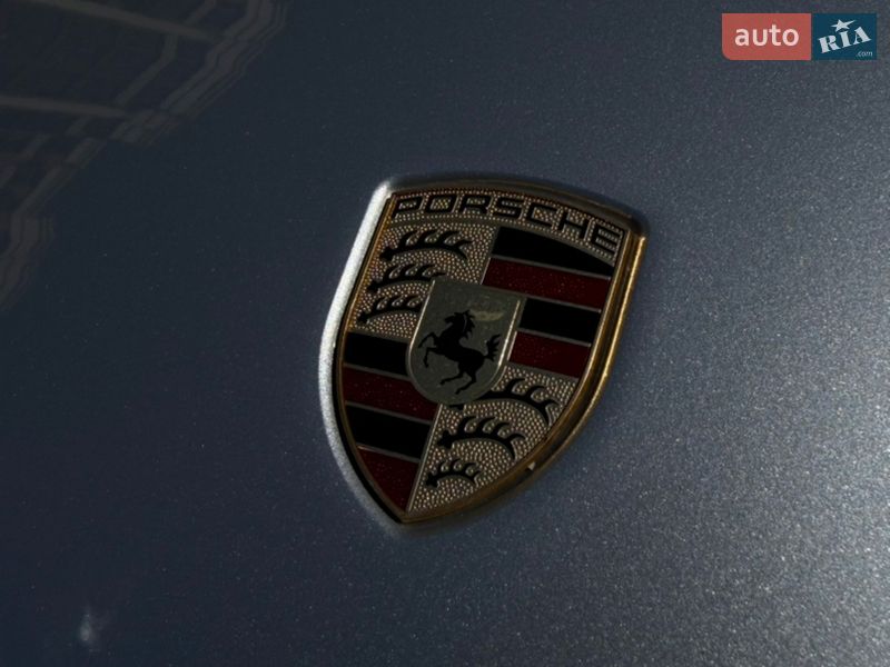 Porsche-0