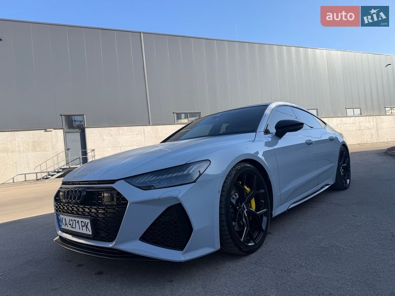 Audi-21