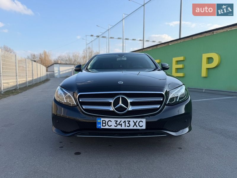 Mercedes-Benz-20