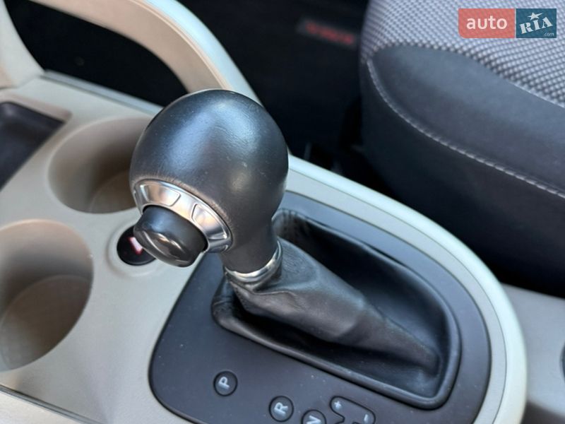 SEAT-48