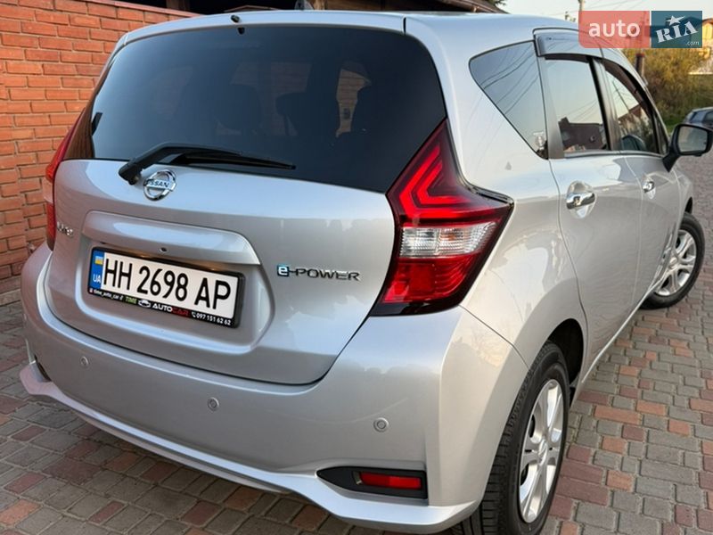 Nissan-65