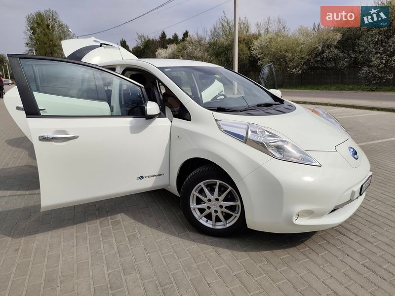 Nissan-106