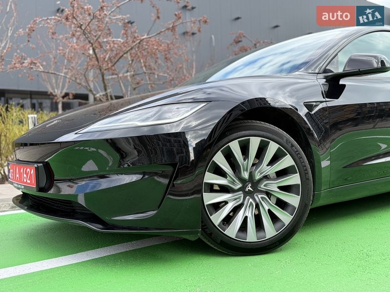 Tesla-19